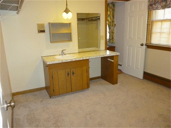 60 Ridgehill Road Attleboro, MA 02703 - Photo 17 of 28 Gallery Image 17