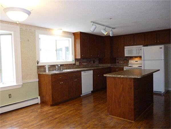 60 Ridgehill Road Attleboro, MA 02703 - Photo 4 of 28 Gallery Image 4