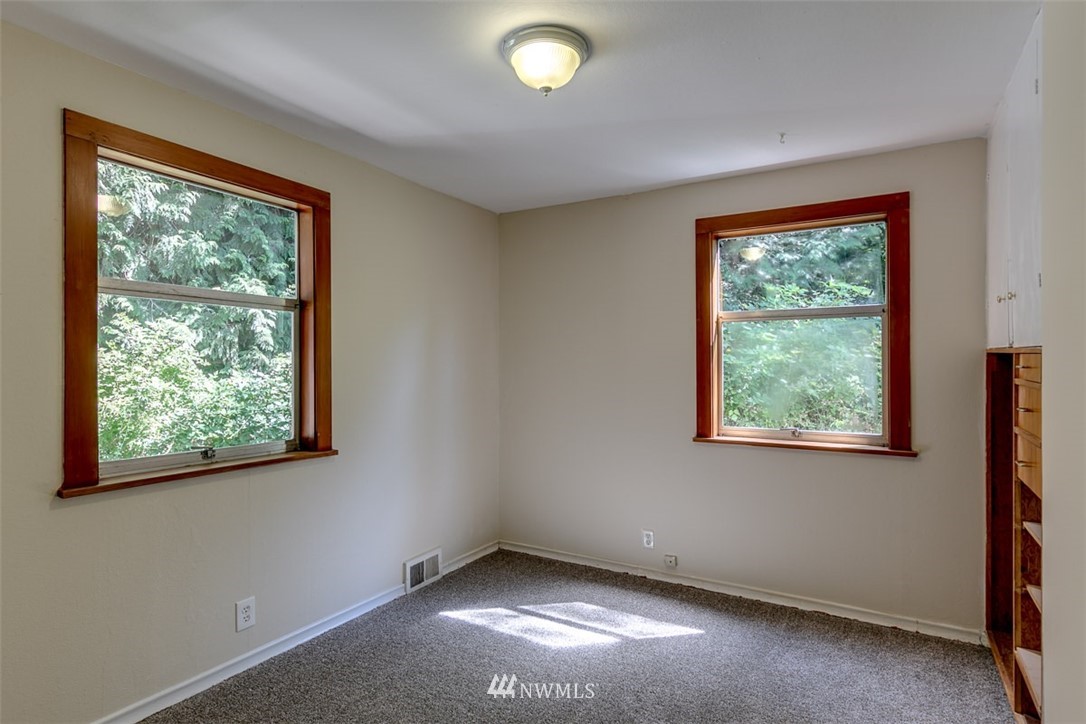 24594 Johnson Road Northwest Poulsbo, WA 98370 - Photo 17 of 25 Gallery Image 17