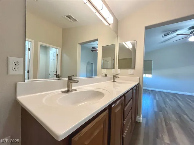 $2,350 | 10658 Little Horse Creek Avenue, Las Vegas, NV 89129