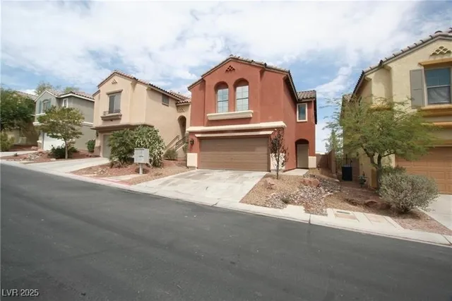 $2,350 | 10658 Little Horse Creek Avenue, Las Vegas, NV 89129