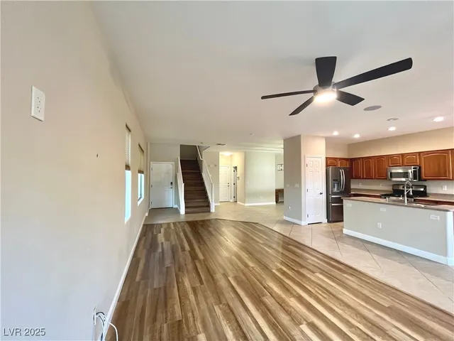 $2,350 | 10658 Little Horse Creek Avenue, Las Vegas, NV 89129