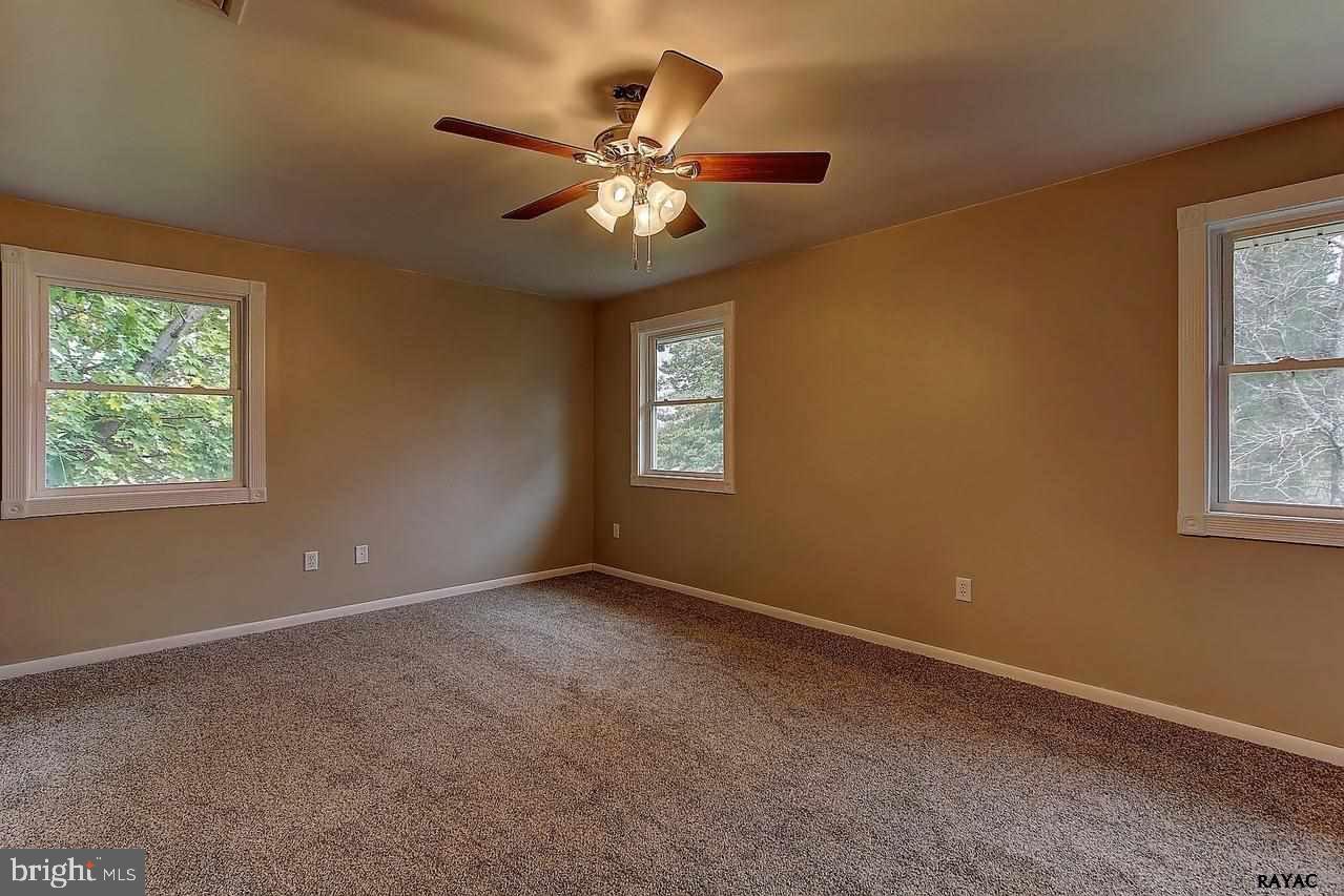 2380 Blackberry Road Dover, PA 17315 - Photo 15 of 23 Gallery Image 15