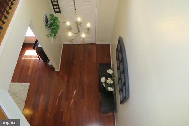 118 Ridgepoint Place Gaithersburg, MD 20878 - Photo 3 of 35 2 Story Foyer