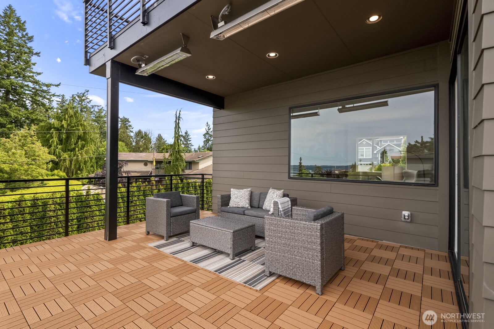 5009 Ocean Avenue Everett, WA 98203 - Photo 36 of 40 a outdoor living space with patio furniture and potted plants