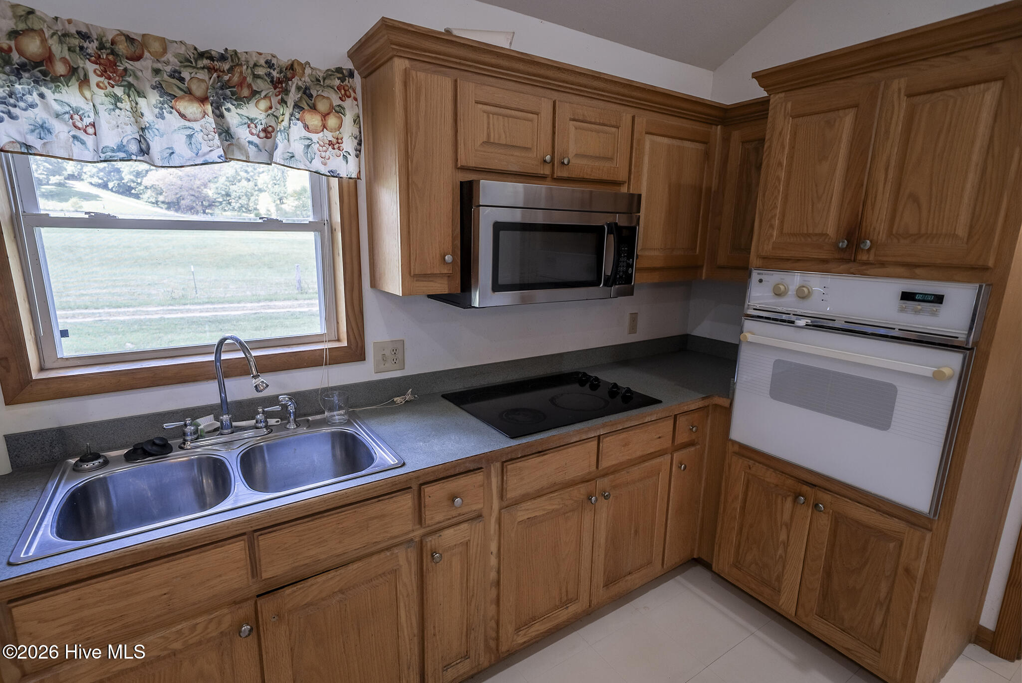 114 Fletcher Hooper Road Robbinsville, NC 28771 - Photo 9 of 15 Gallery Image 9