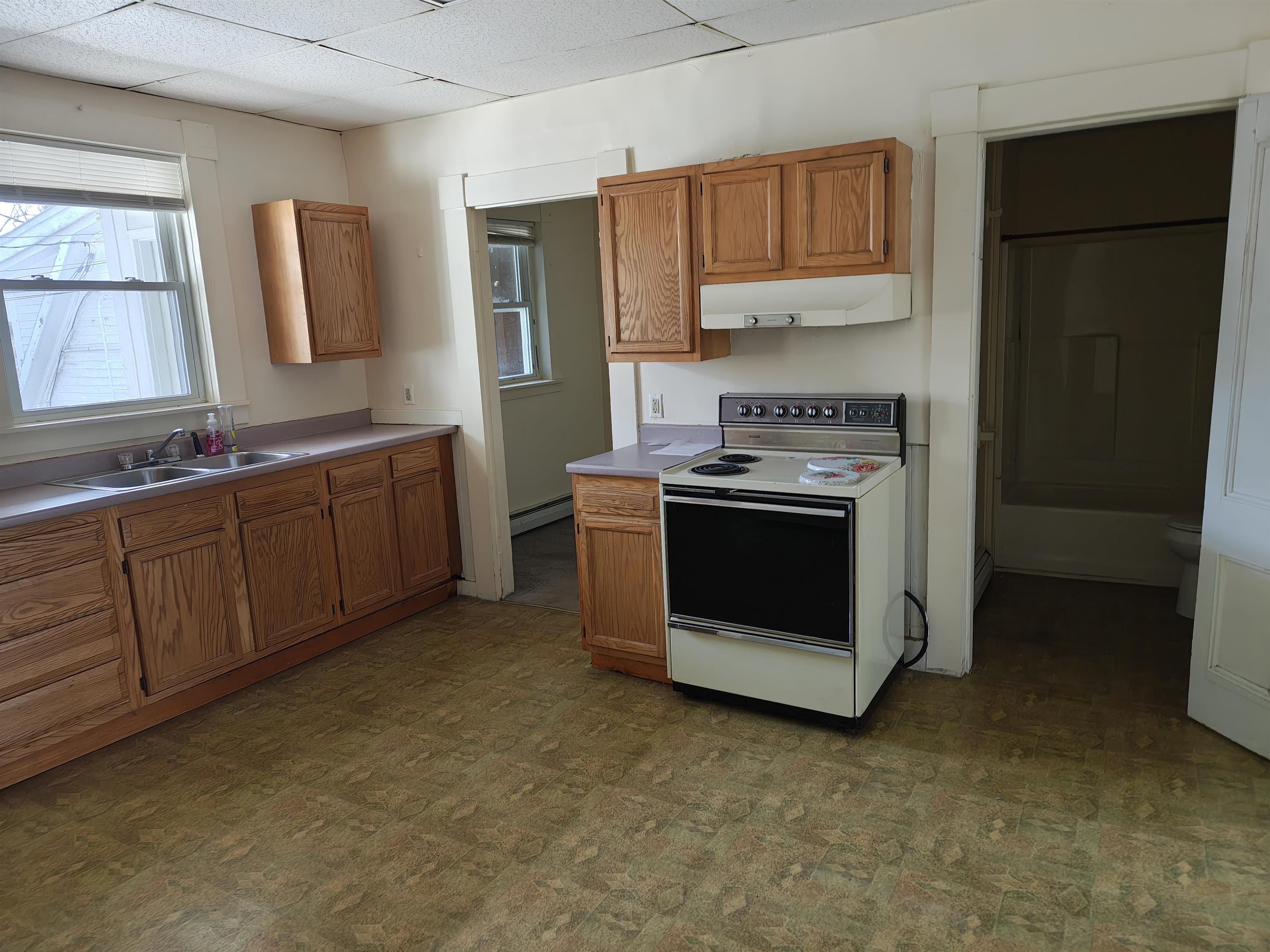 75 West Main Street Littleton, NH 03561 - Photo 3 of 7