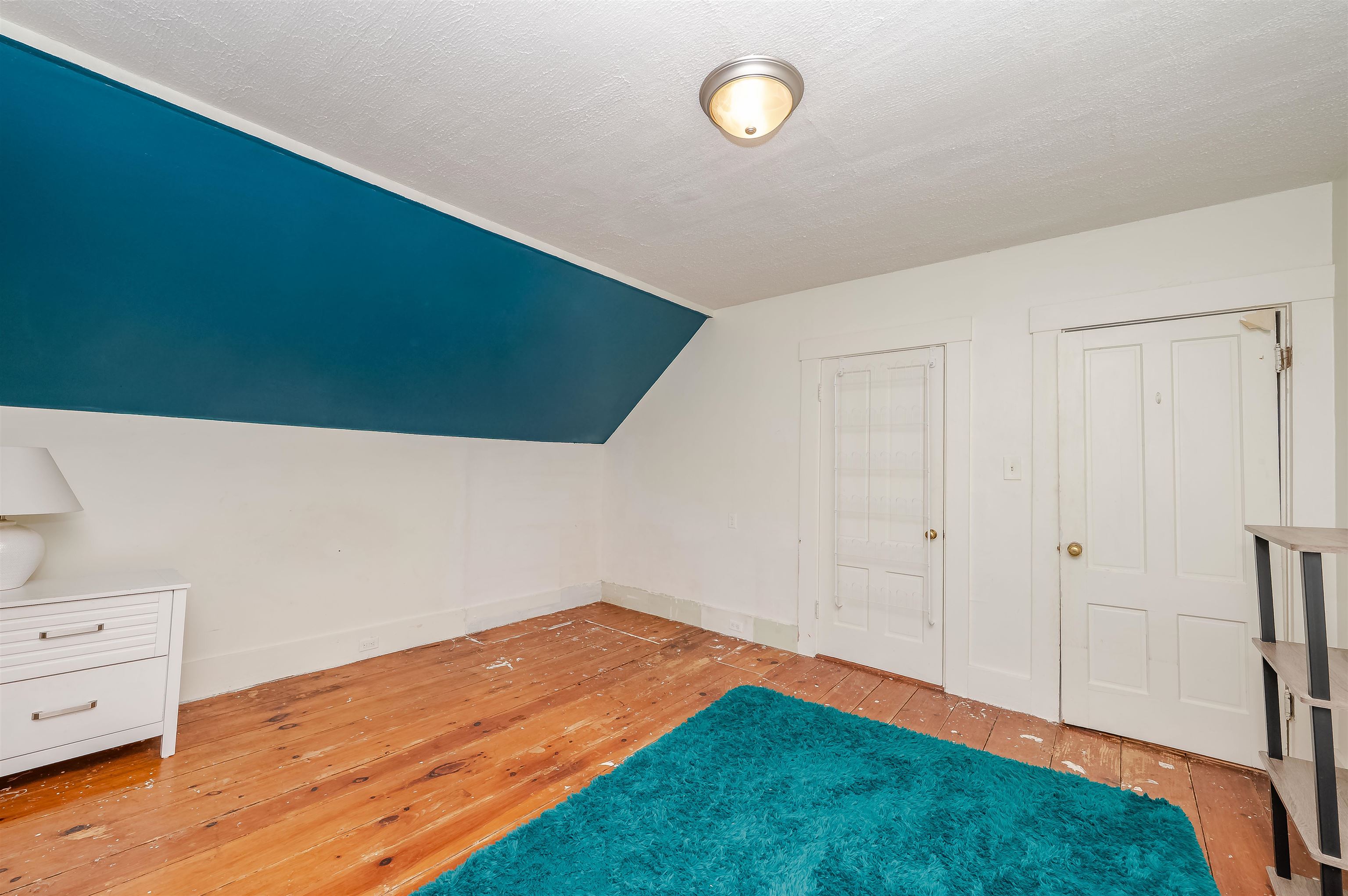 27 Broad Street Rochester, NH 03867 - Photo 34 of 51