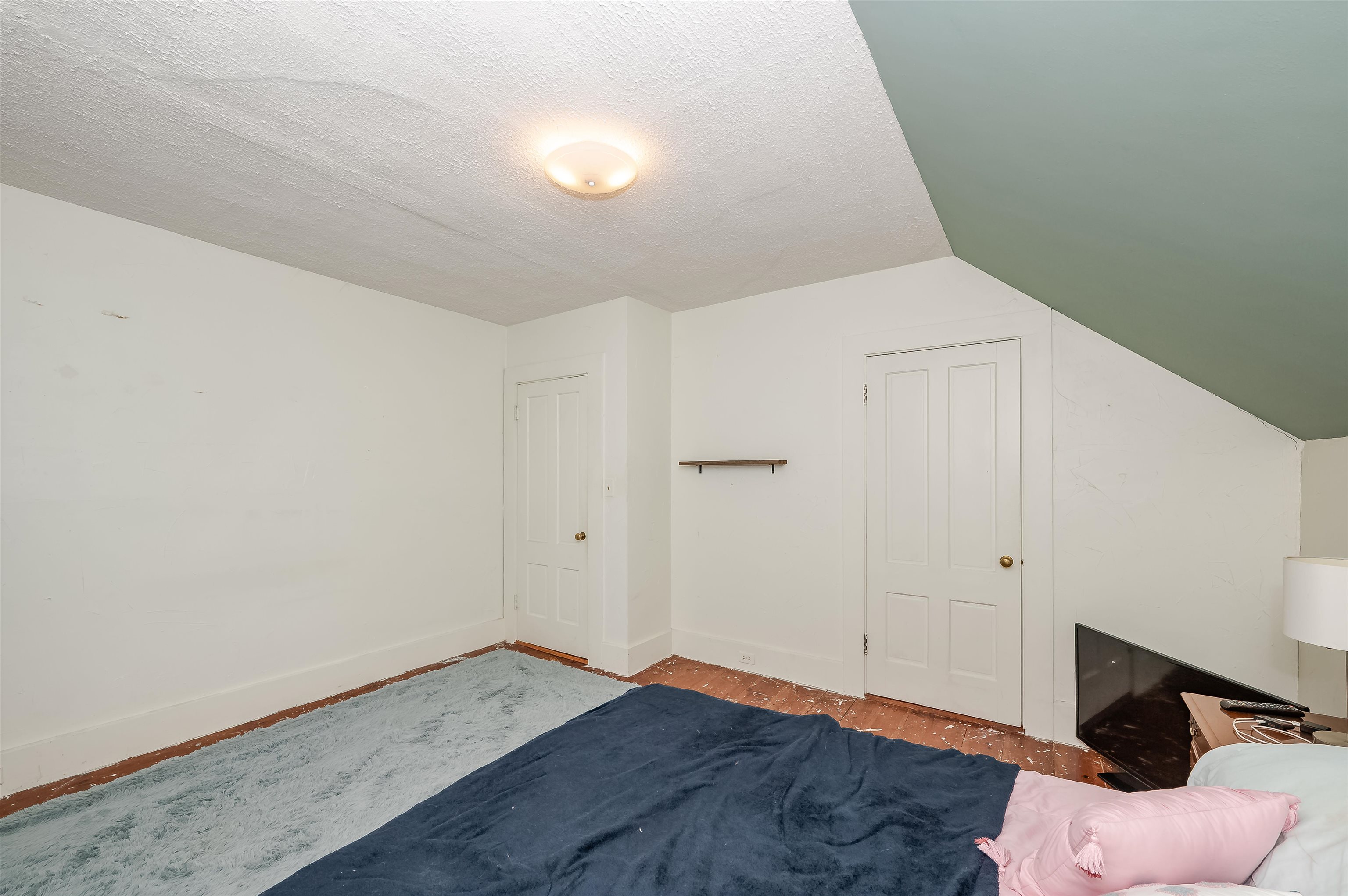 27 Broad Street Rochester, NH 03867 - Photo 39 of 51