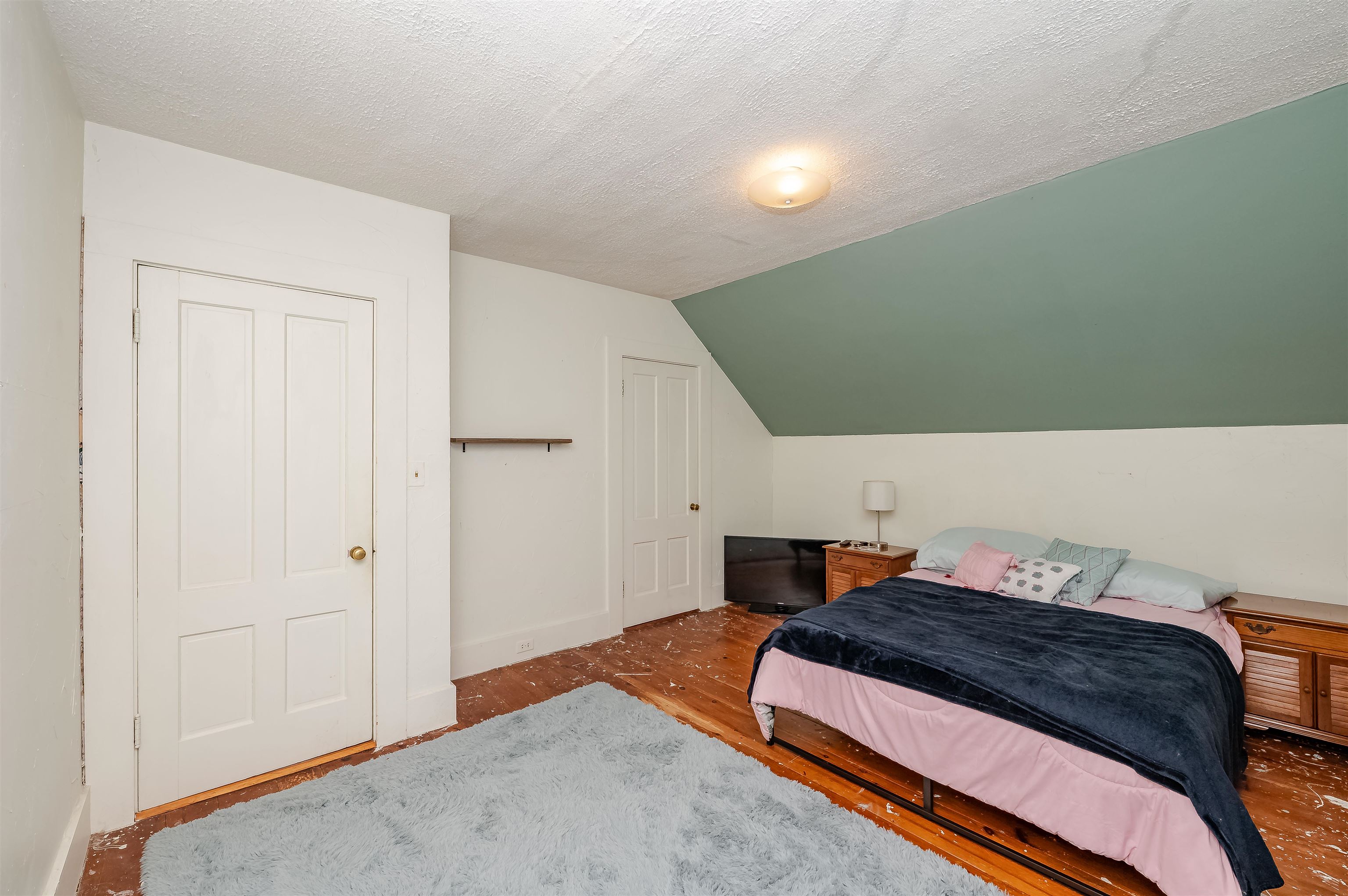 27 Broad Street Rochester, NH 03867 - Photo 40 of 51