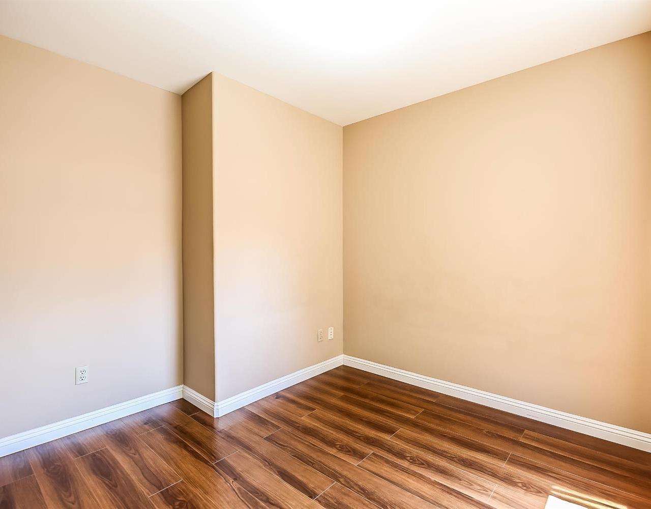 25933 Stafford Canyon Road, Unit B Stevenson Ranch, CA 91381 - Photo 34 of 51 Gallery Image 34