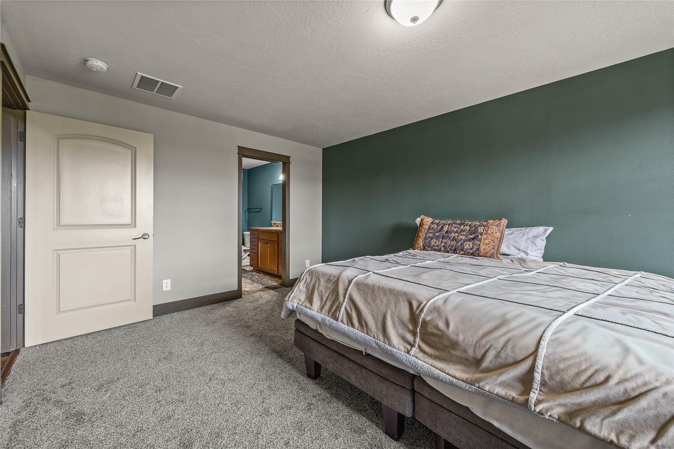 2025 Mullan Road, Unit 410 Missoula, MT 59808 - Photo 17 of 37 Gallery Image 17