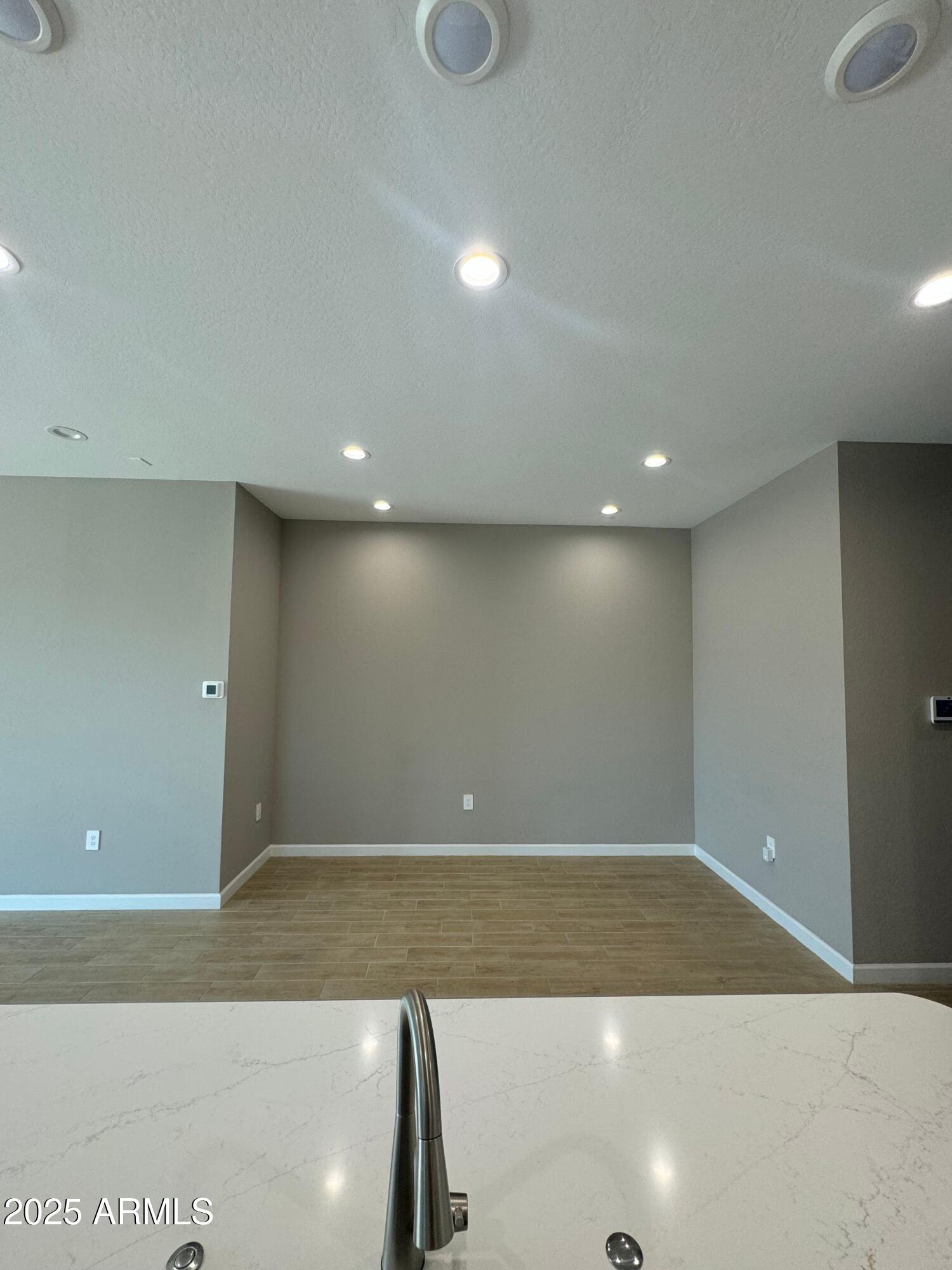 21560 North 102nd Avenue Peoria, AZ 85382 - Photo 8 of 15