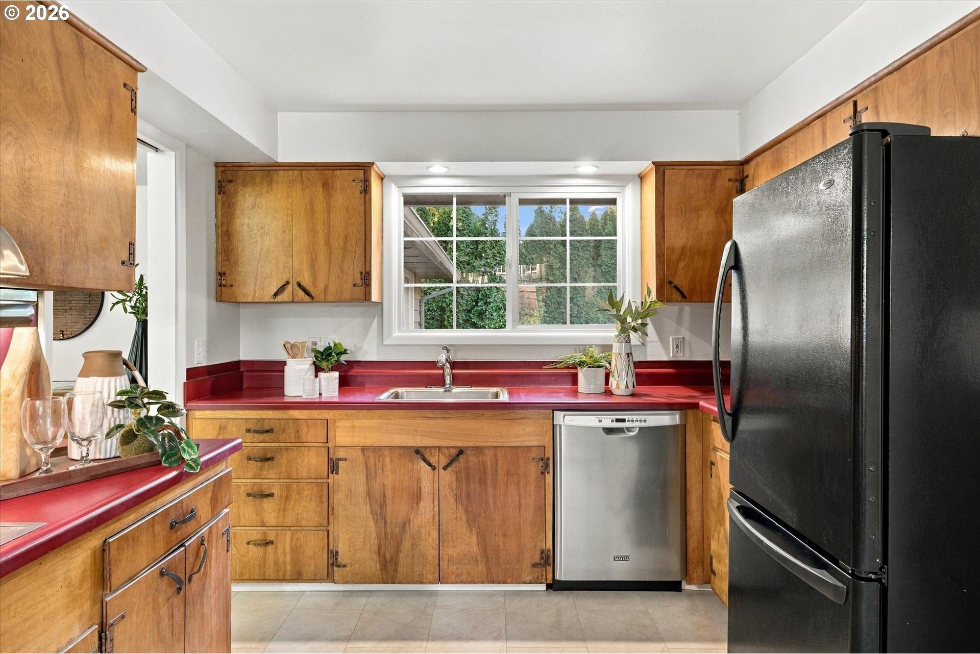 12130 Southwest Butner Road Portland, OR 97225 - Photo 16 of 38 Gallery Image 16