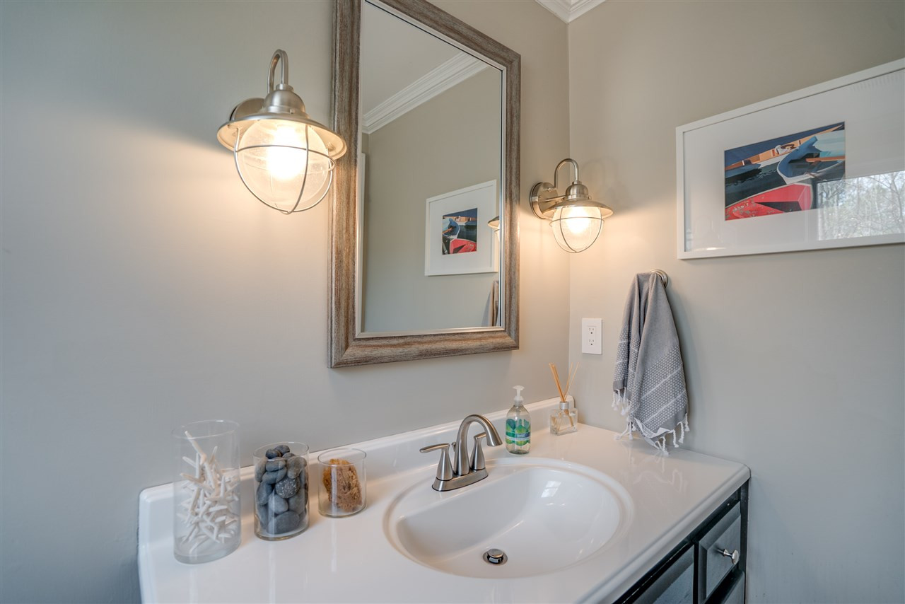 5624 North Hawthorne Way Raleigh, NC 27613 - Photo 14 of 25 Photo 14
