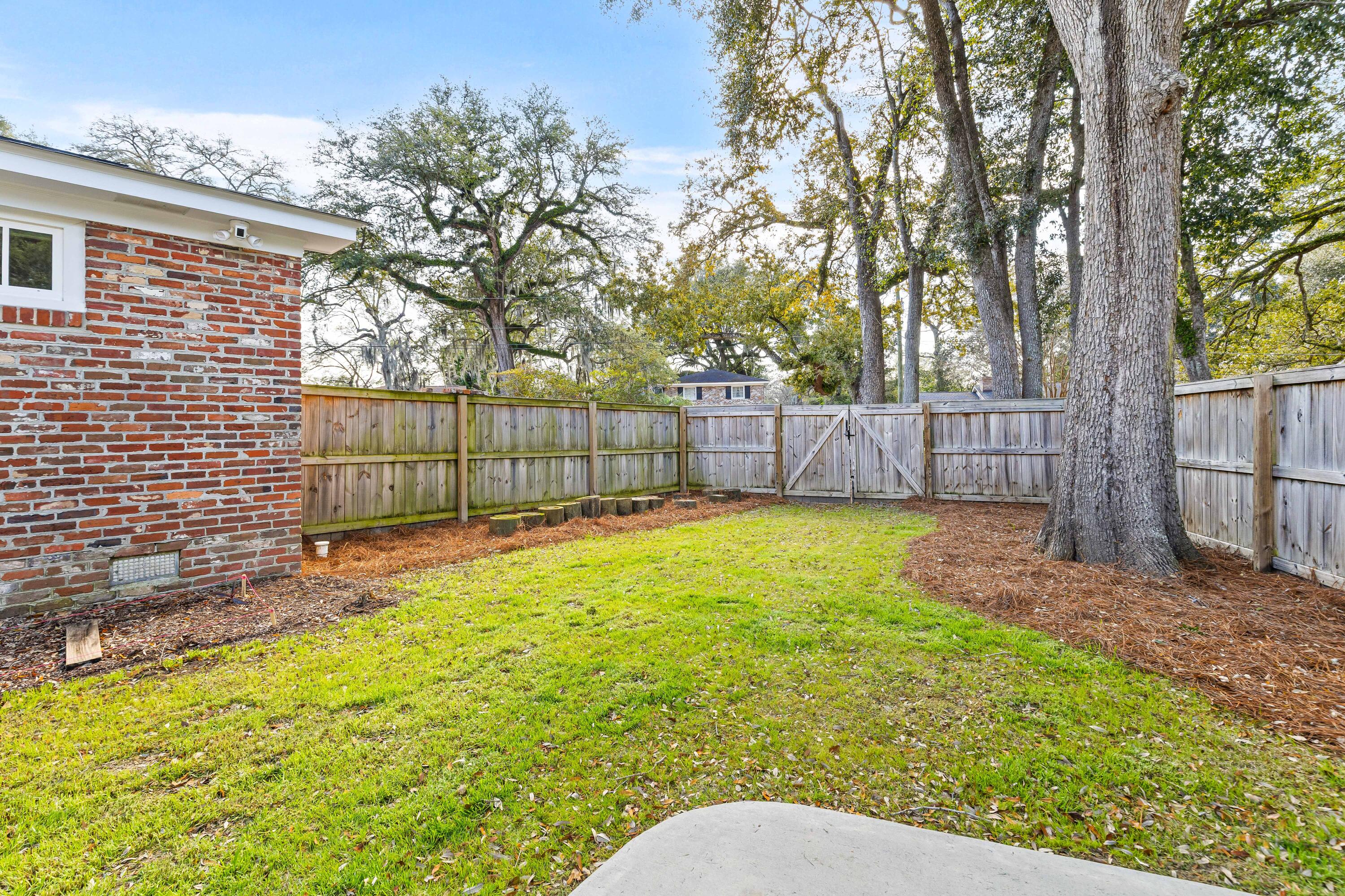 1871 Rugby Lane Charleston, SC 29407 - Photo 25 of 52 1G1A9492