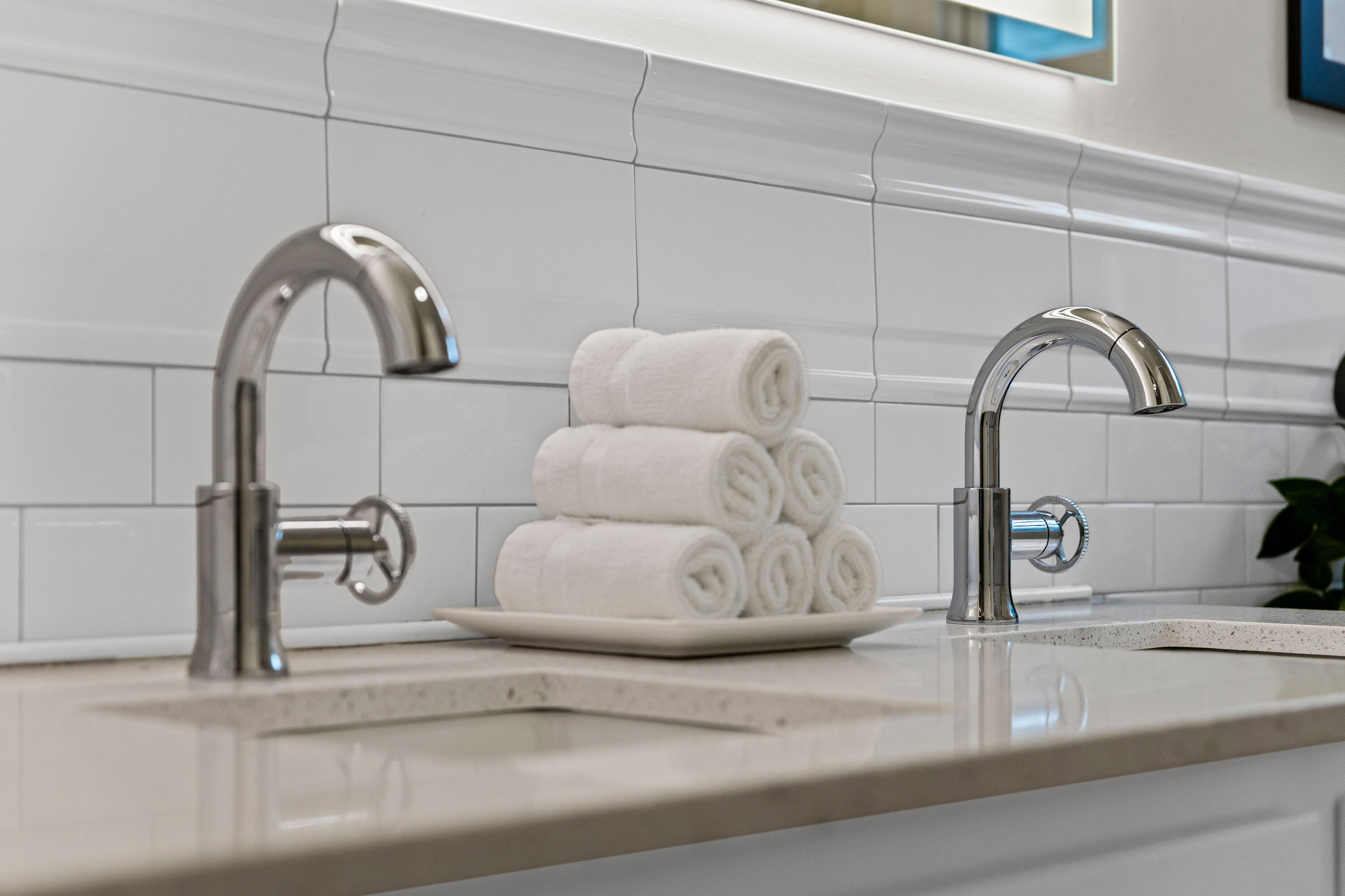 1871 Rugby Lane Charleston, SC 29407 - Photo 38 of 52 Guest Bath