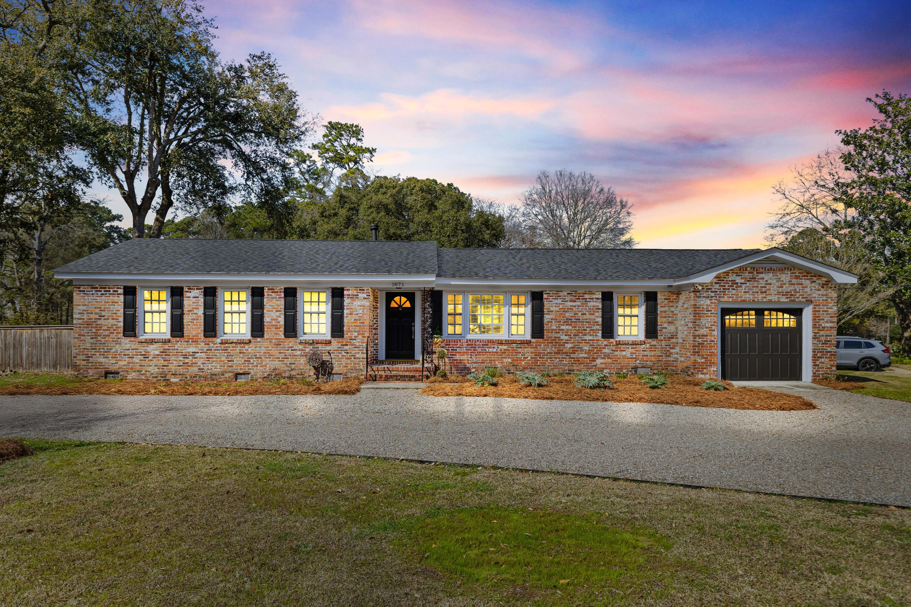 1871 Rugby Lane Charleston, SC 29407 - Photo 51 of 52 1G1A9297_Dte