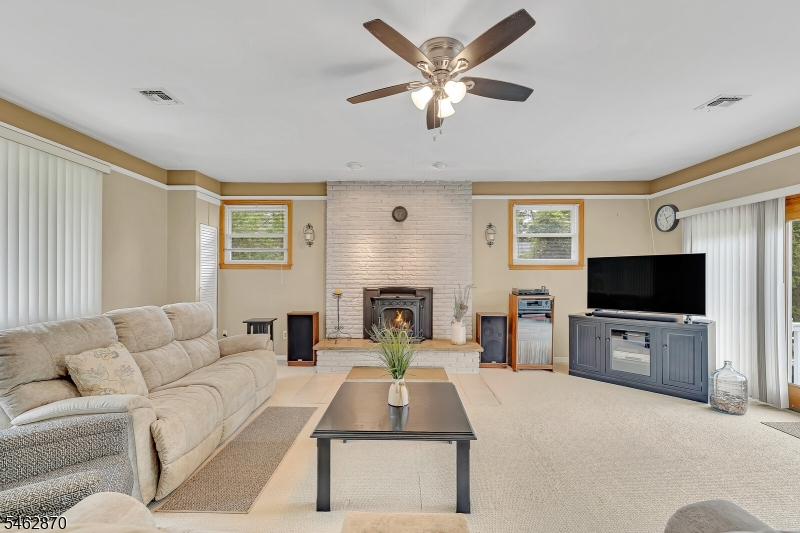 434 Drakestown Road Long Valley, NJ 07853 - Photo 16 of 36 Gallery Image 16