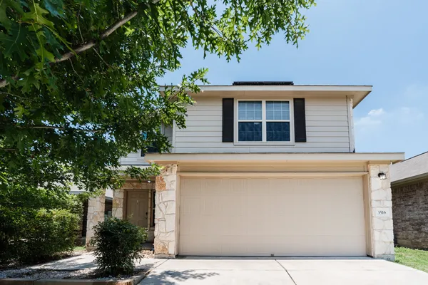 $389,900 | 3516 Breckenridge Drive, Austin, TX 78744