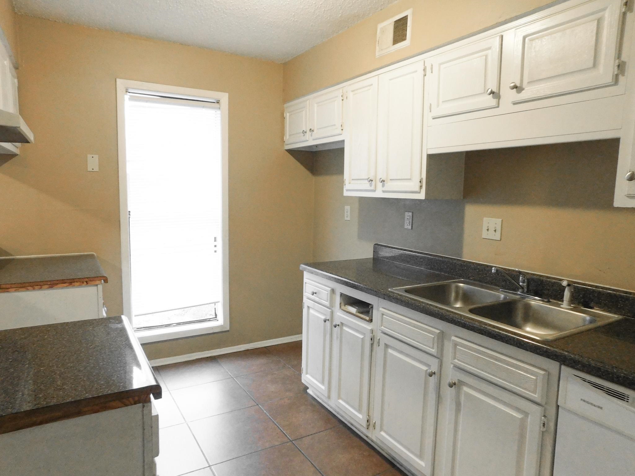 4778 Daphne Road Memphis, TN 38118 - Photo 3 of 8 Gallery Image 3