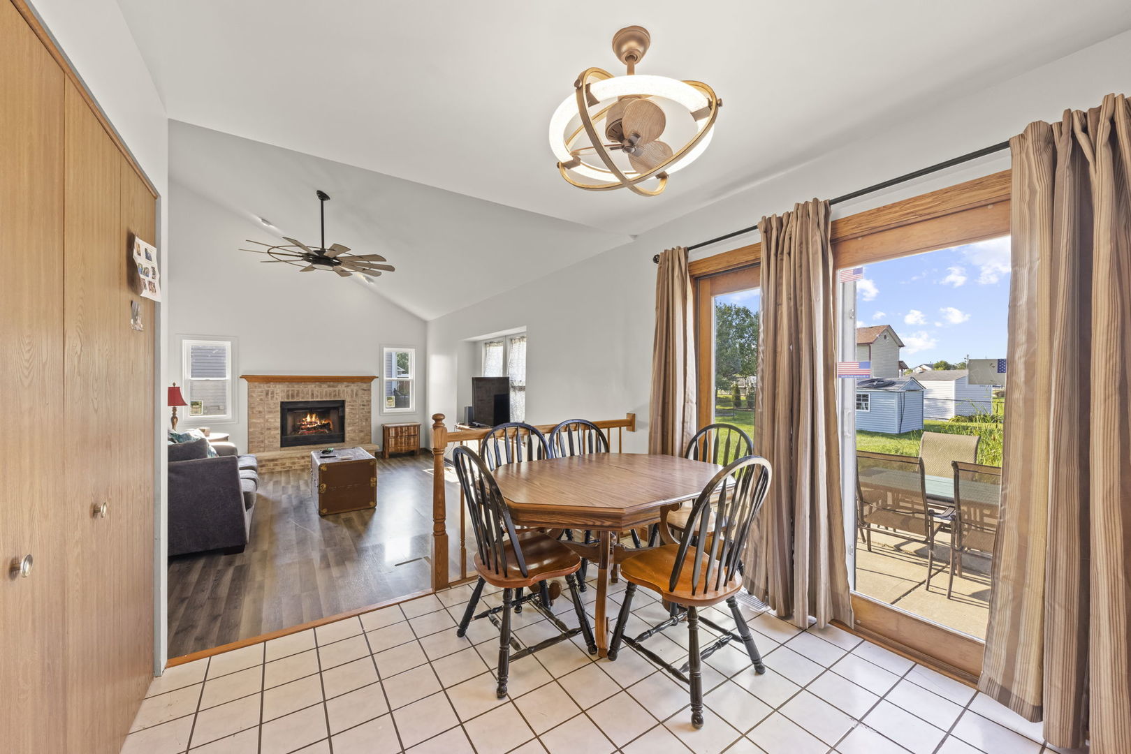 8016 Farmhouse Road Frankfort, IL 60423 - Photo 8 of 25 Gallery Image 8