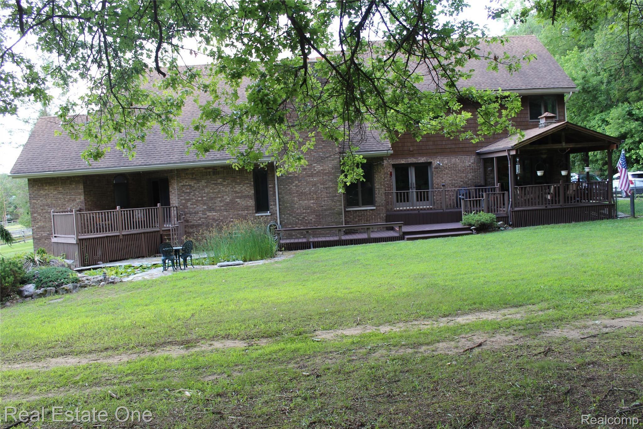 2845 Jewell Road Howell, MI 48843 - Photo 60 of 98 IMG_1284.JPG