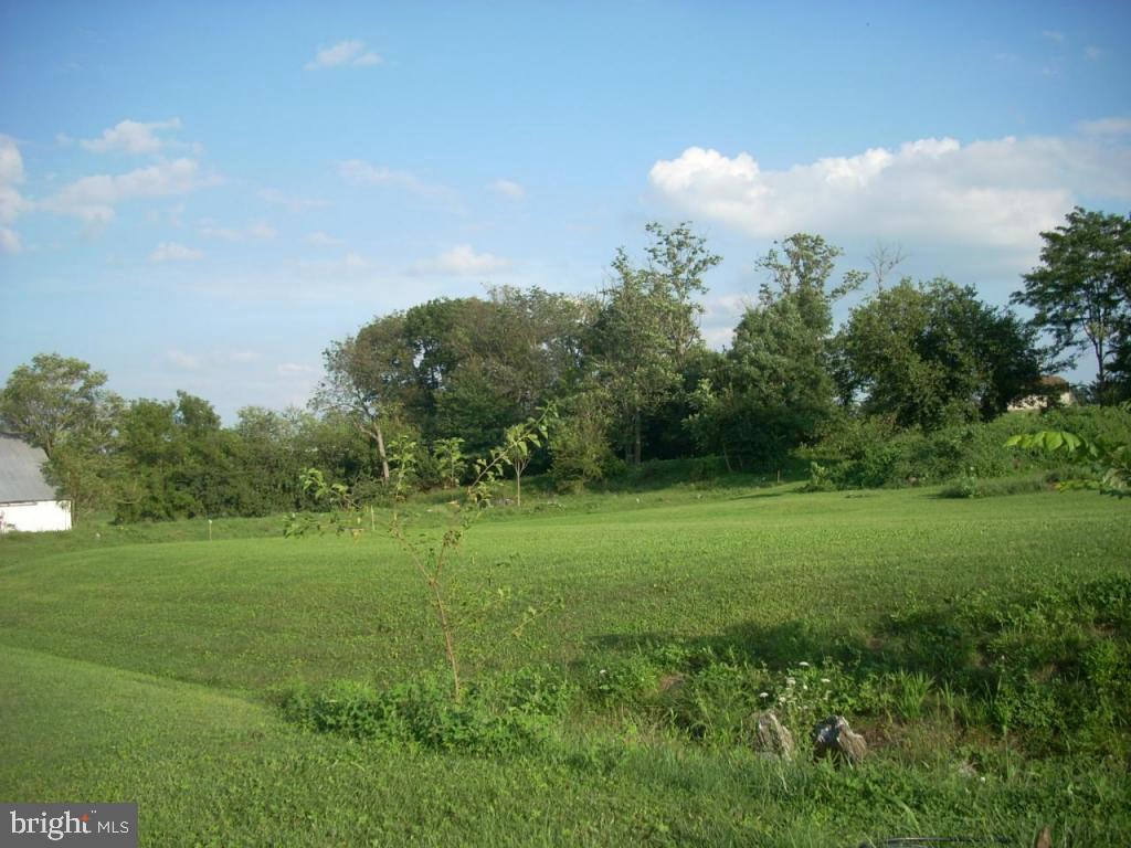 35 London Vale Road Paradise, PA 17562 - Photo 4 of 5 Gallery Image 4