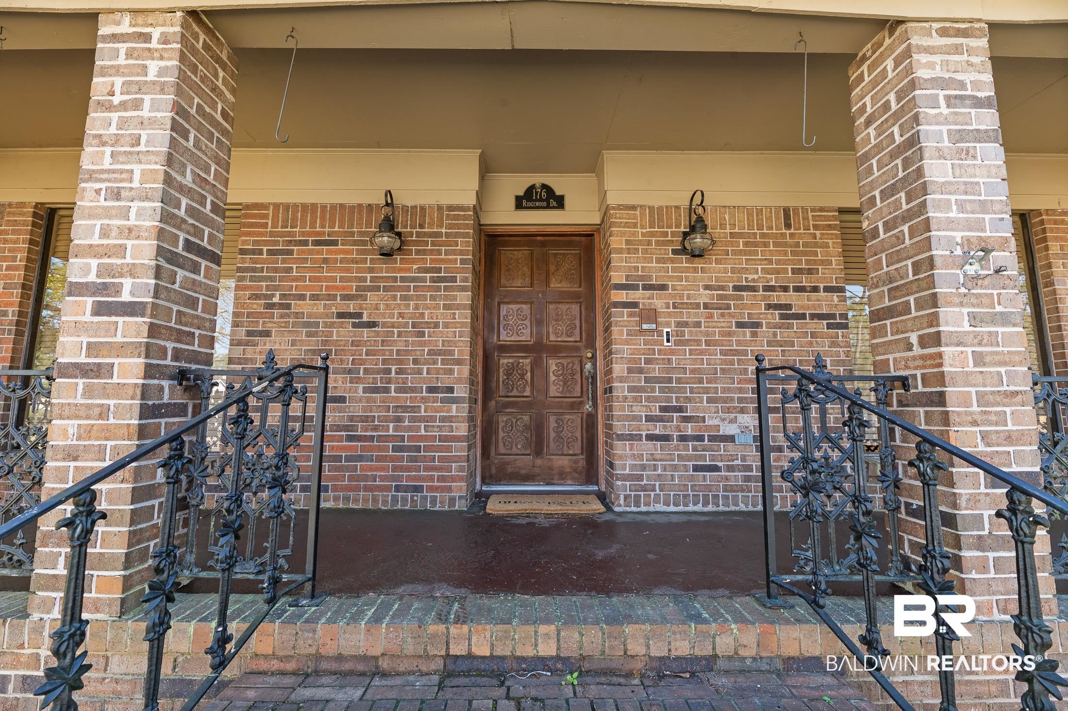 176 Ridgewood Drive Daphne, AL 36526 - Photo 5 of 32 Front Porch