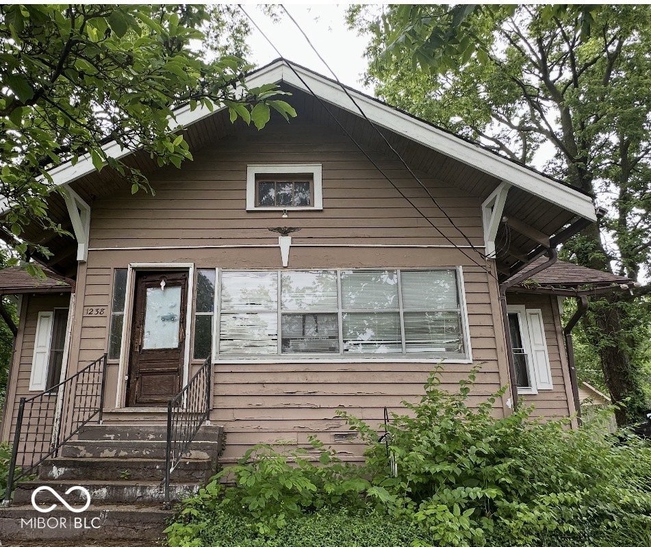 1238 East Thompson Road Indianapolis, IN 46227 - Photo 1 of 24