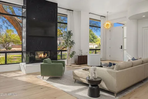 $4,350,000 | 8487 North Canta Bello, Paradise Valley, AZ 85253