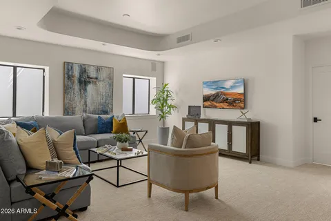 $3,995,000 | 8487 North Canta Bello, Paradise Valley, AZ 85253