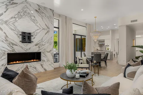 $3,995,000 | 8487 North Canta Bello, Paradise Valley, AZ 85253