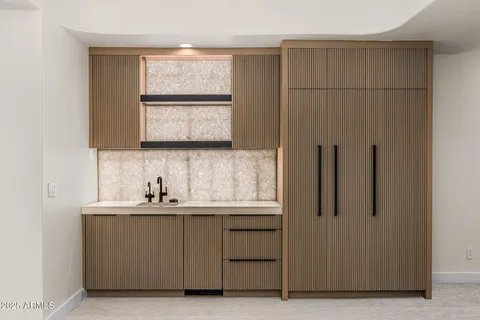 $4,350,000 | 8487 North Canta Bello, Paradise Valley, AZ 85253