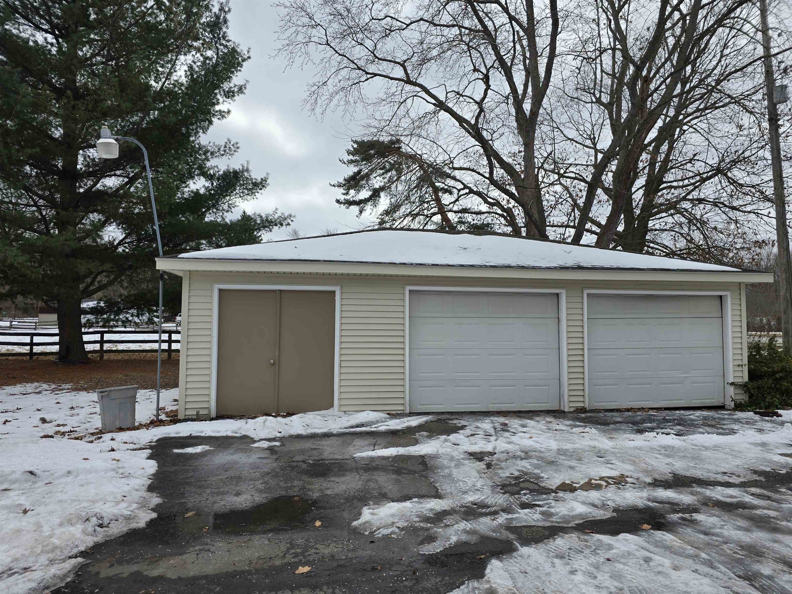 8394 North Clio Road Mount Morris, MI 48458 - Photo 41 of 55 50165777-ea991d8e-8f8a-4d23-8ebd-fa680d71daa0.JPG