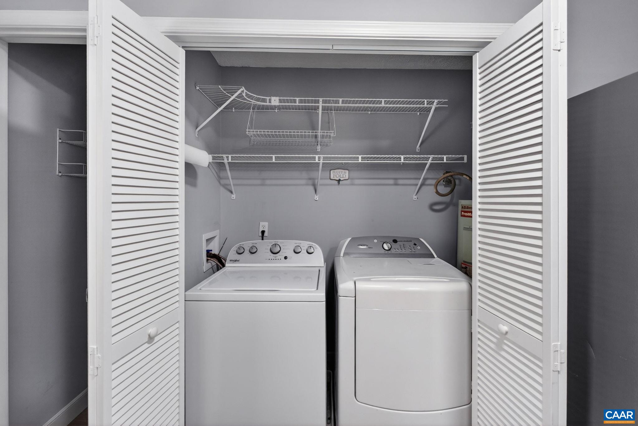 673 Cedar Lane Road Palmyra, VA 22963 - Photo 18 of 47 a utility room with dryer and washer