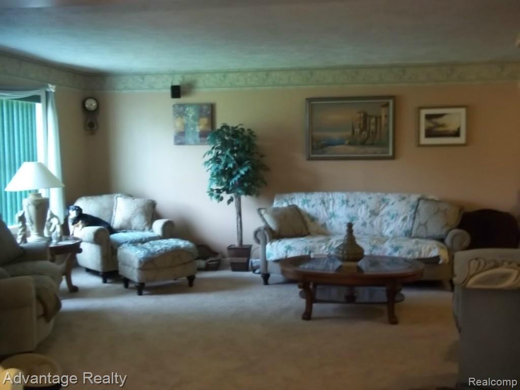 5115 Springborn Road East China, MI 48054 - Photo 8 of 43 100_2950.jpg