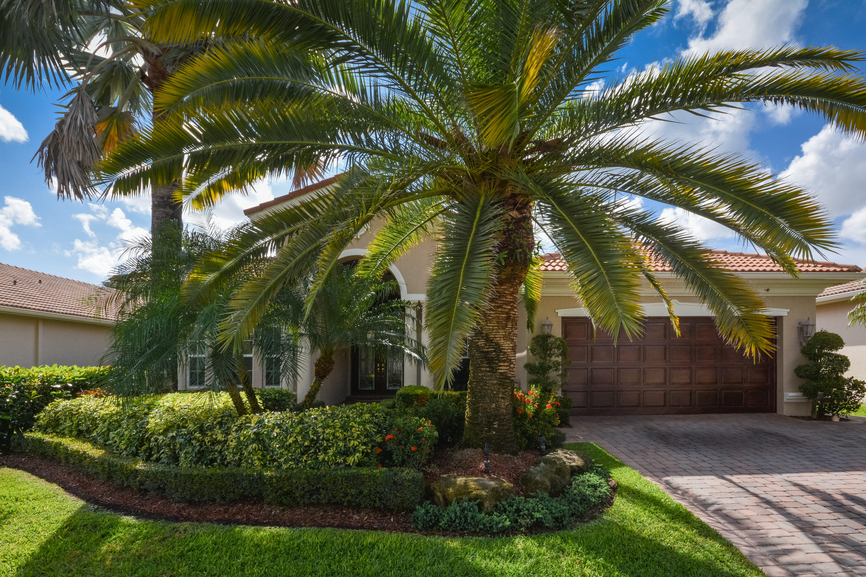8084 Laurel Ridge Court Delray Beach, FL 33446 - Photo 1 of 32 EXTERIOR FRONT