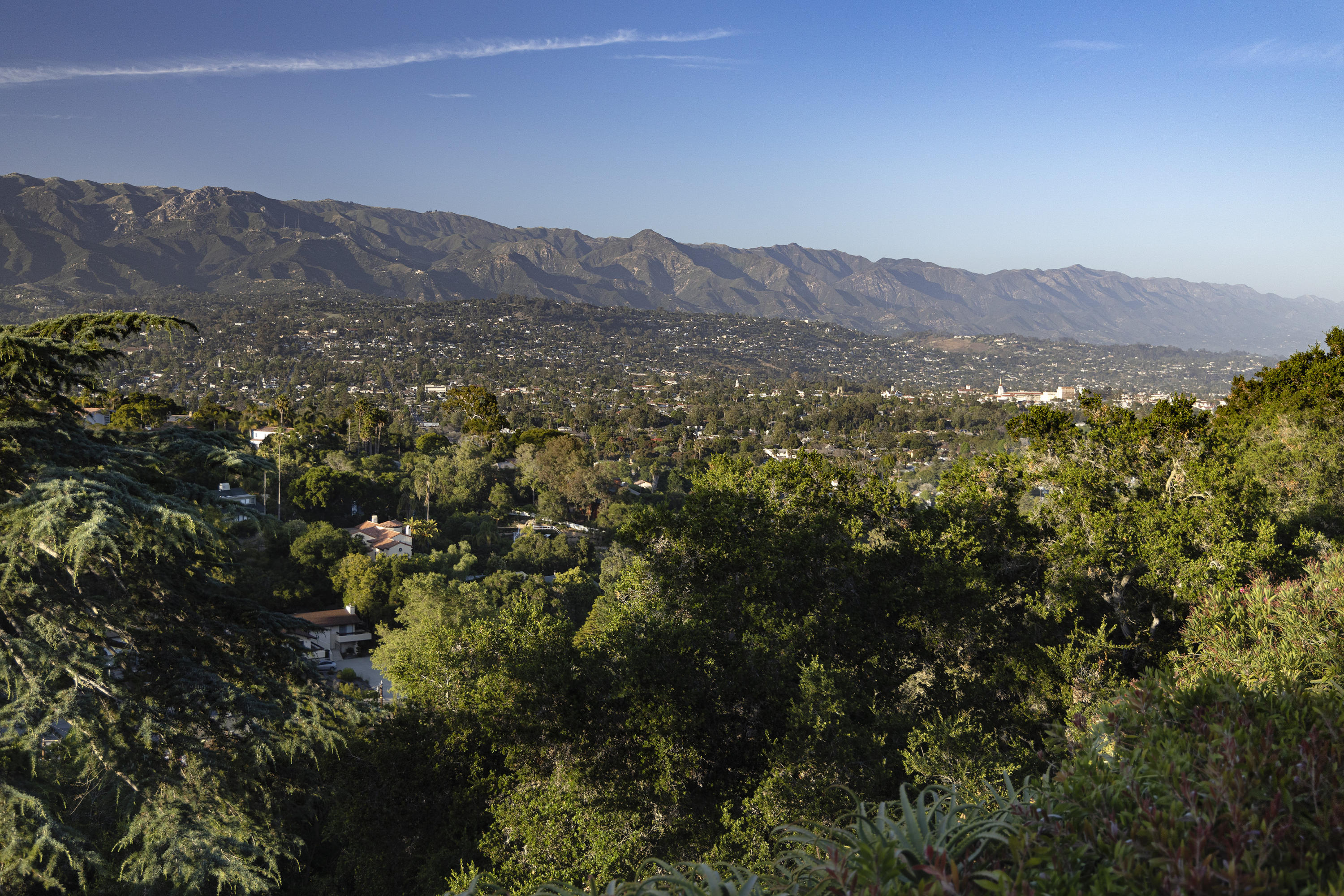 1490 La Cima Road Santa Barbara, CA 93101 - Photo 2 of 2 Superb Views!