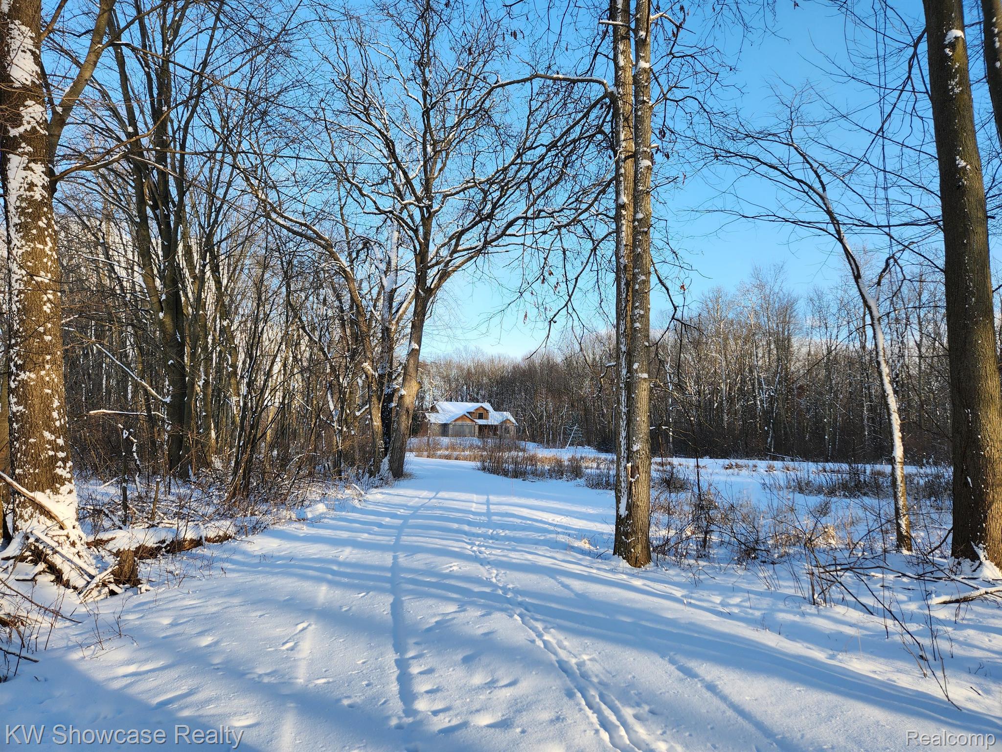 9246 White Road Linden, MI 48451 - Photo 6 of 90 Gallery Image 6