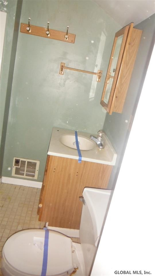 74 Old Loudon Road Colonie, NY 12110 - Photo 6 of 23 Photo 6