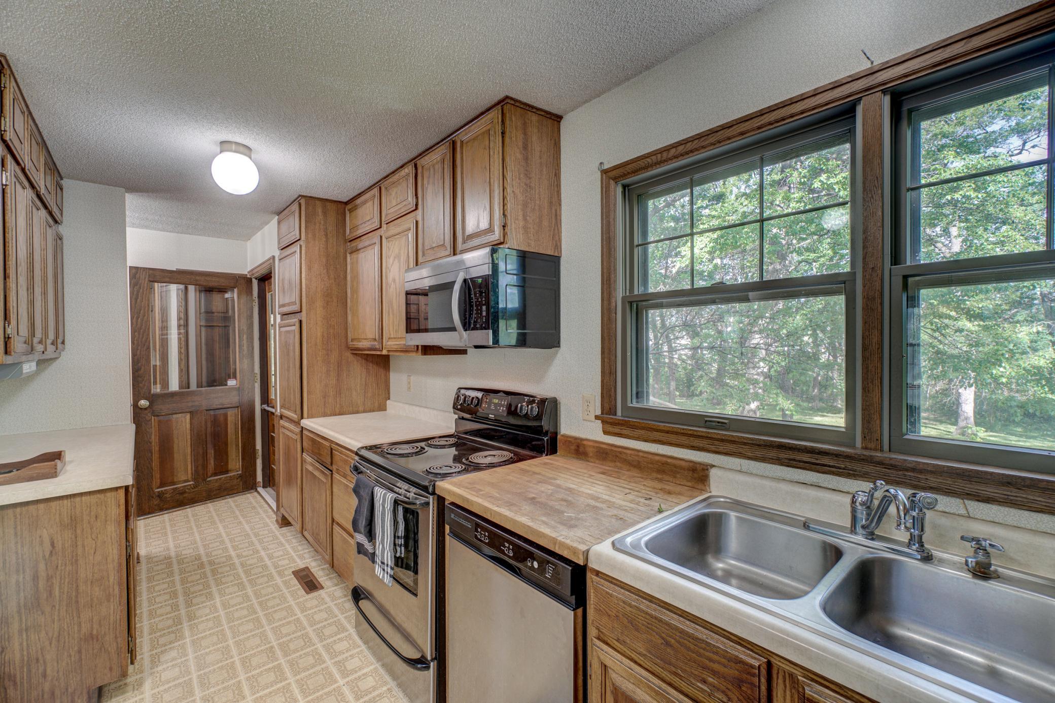 5665 Turtle Lake Road Shoreview, MN 55126 - Photo 28 of 109