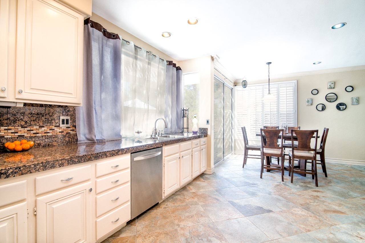 985 St Germain Road Chula Vista, CA 91913 - Photo 6 of 24 Gallery Image 6