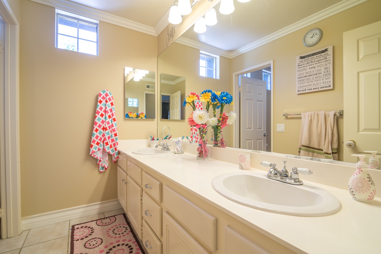 985 St Germain Road Chula Vista, CA 91913 - Photo 10 of 24 Gallery Image 10