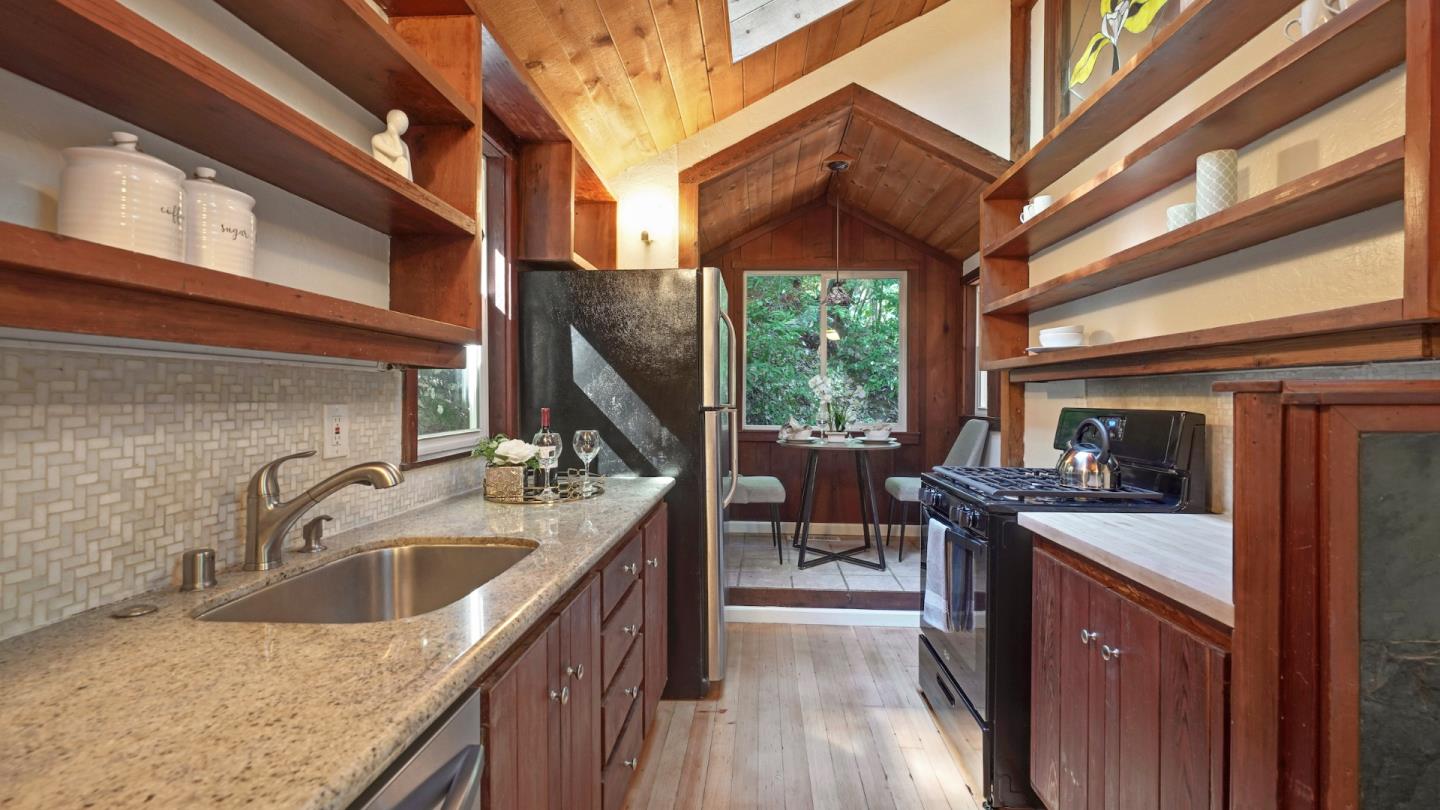 111 Madrona Road Felton, CA 95018 - Photo 22 of 38 Gallery Image 22