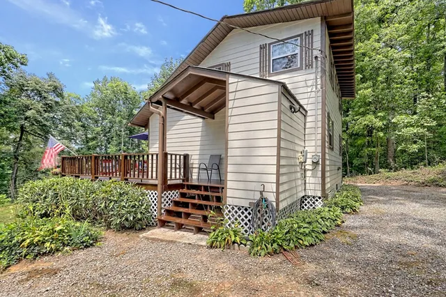 $317,777 | 3259 Coffey Lane, Young Harris, GA 30582