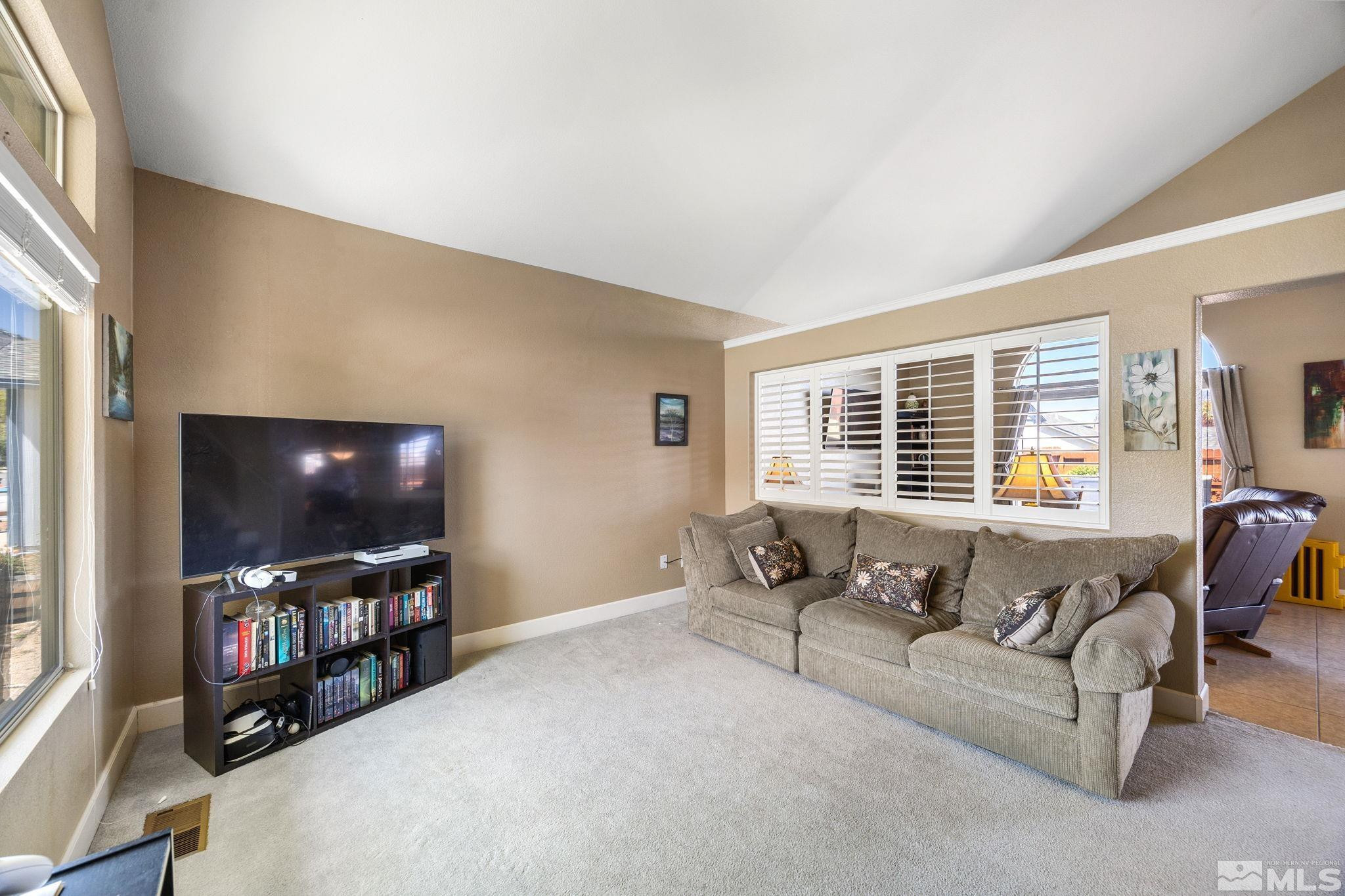 8127 Anchor Point Drive Reno, NV 89506 - Photo 5 of 33 Photo 5