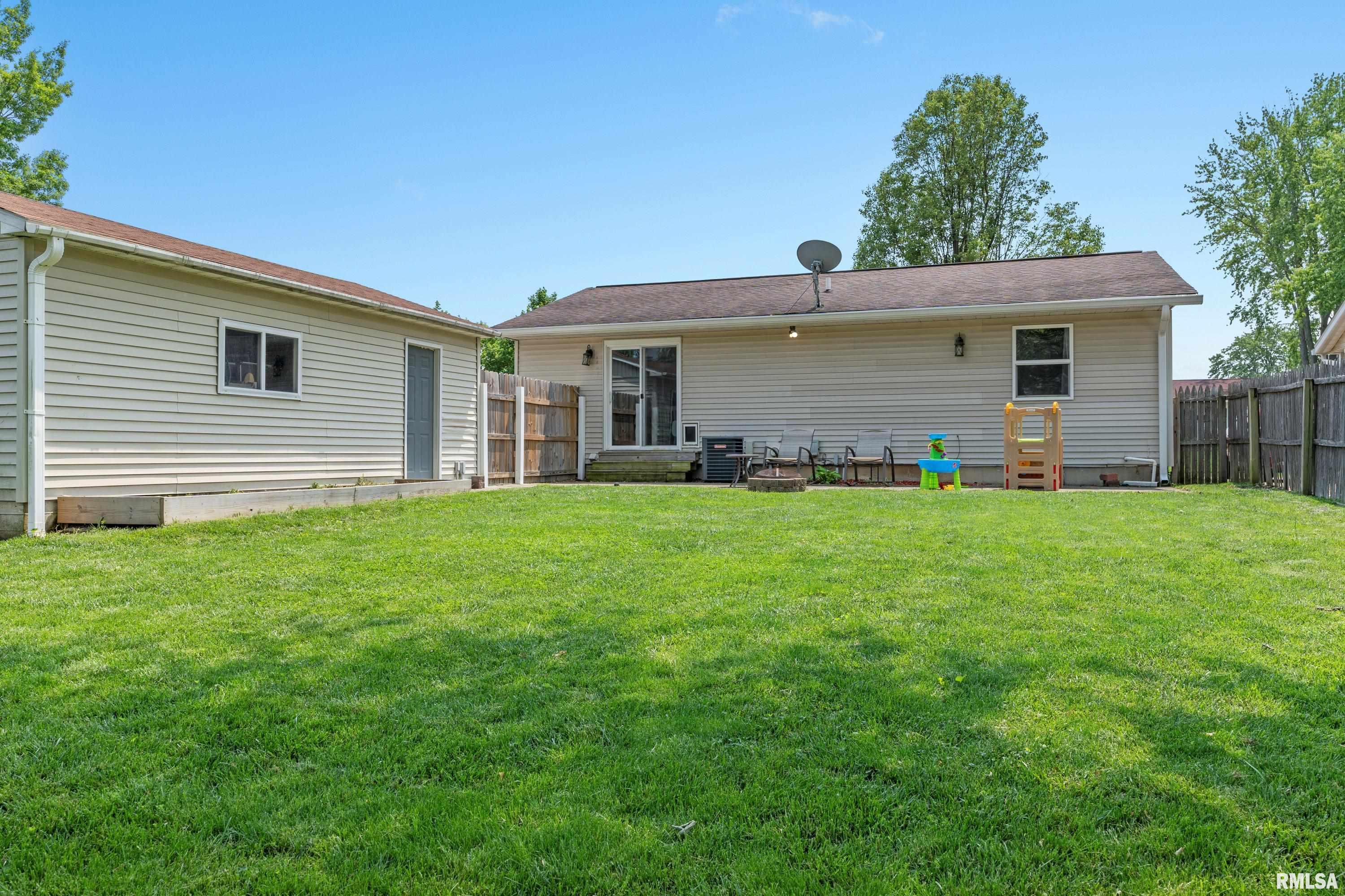 3025 Sandgate Road Springfield, IL 62702 - Photo 30 of 32