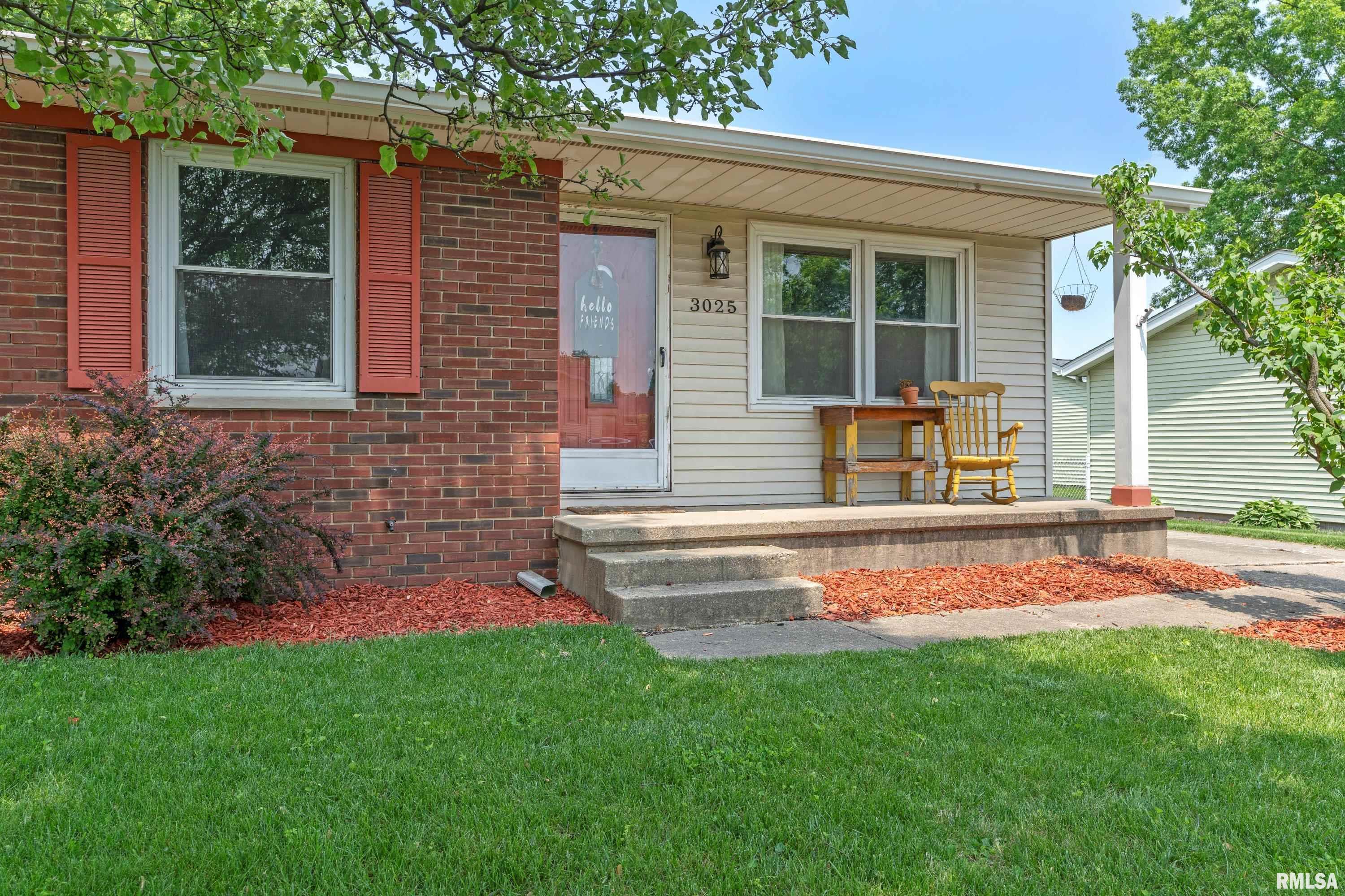 3025 Sandgate Road Springfield, IL 62702 - Photo 3 of 32