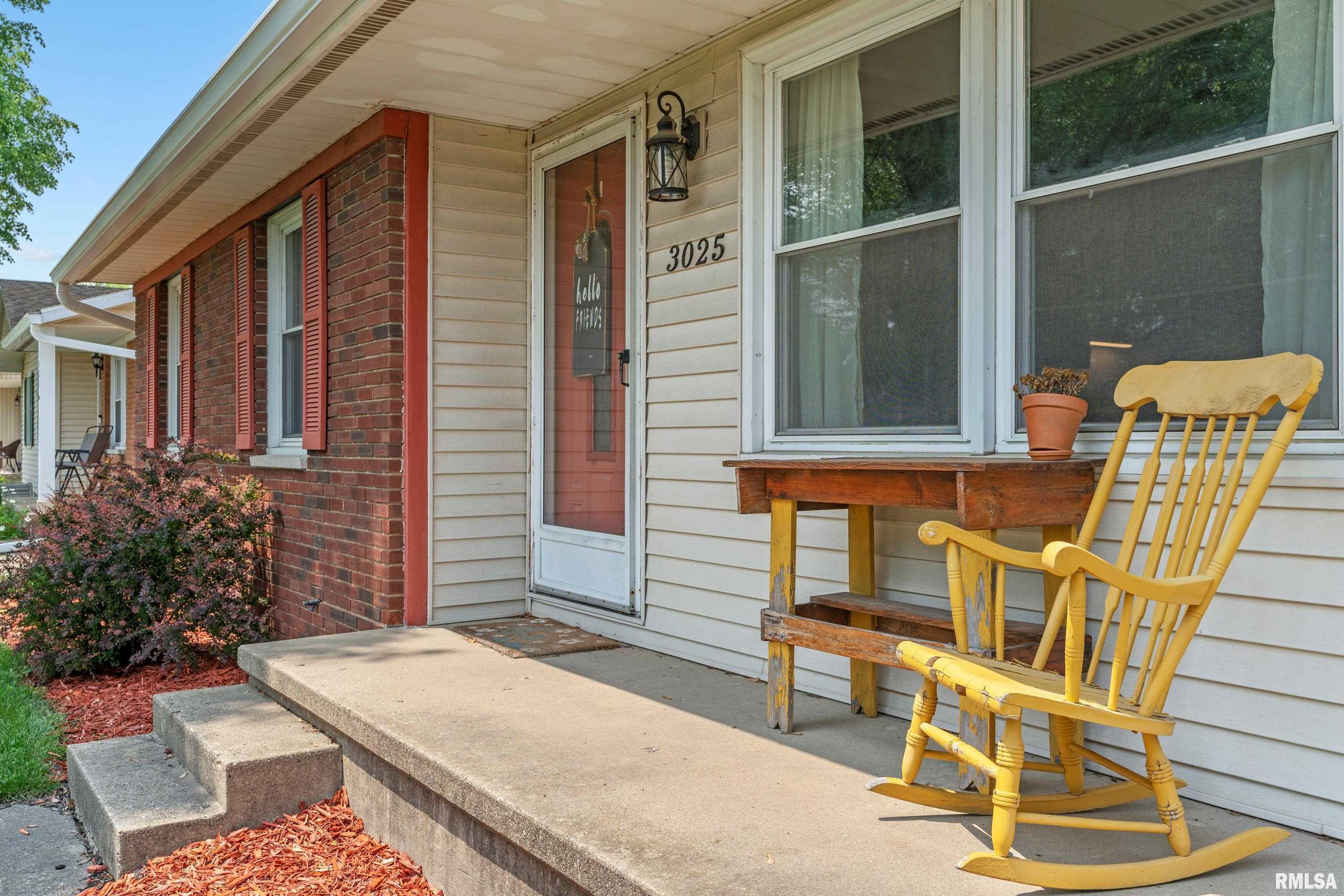 3025 Sandgate Road Springfield, IL 62702 - Photo 4 of 32